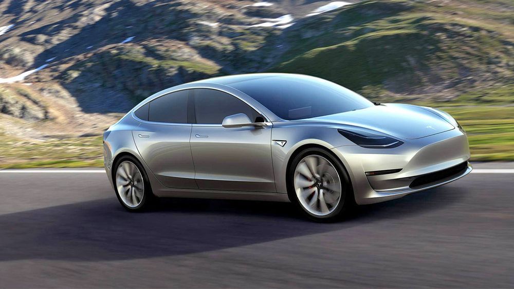 Tesla setter i gang produksjonen av Model 3 denne uken.