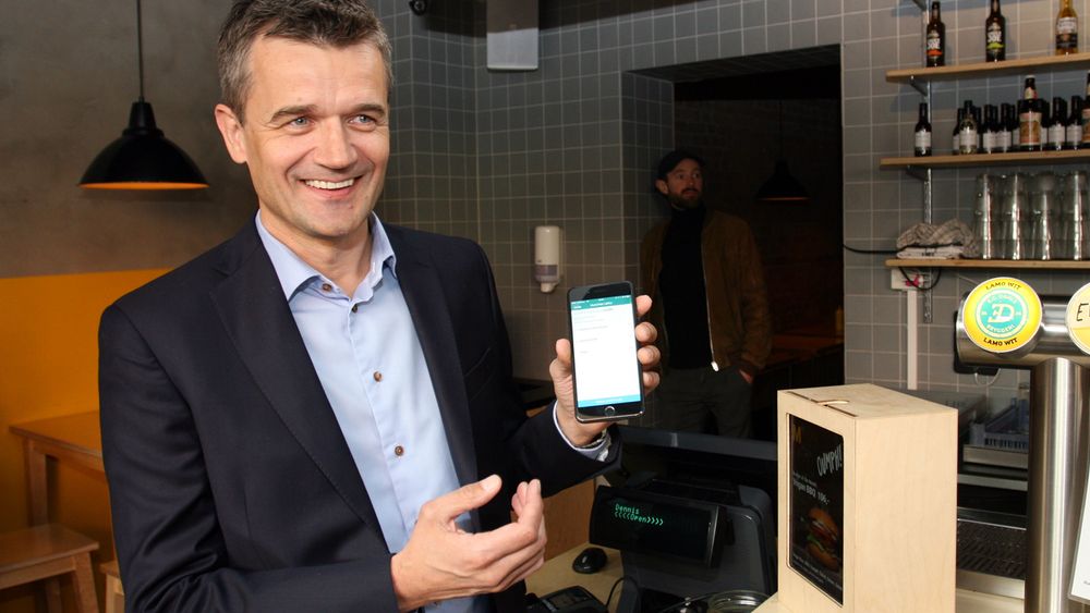 Vipps-sjef Rune Garborg (bildet) følger spent med på hva Apple foretar seg, men tror Facebook kan bli en større konkurrent i markedet for mobile betalingstjenester. Arkivfoto.