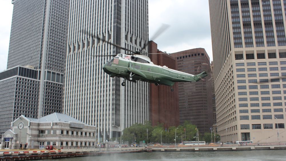Sikorsky VH-3D har blitt brukt som presidenthelikopter siden 1970-tallet. I 2020 skal de ersattes med VH-92A.