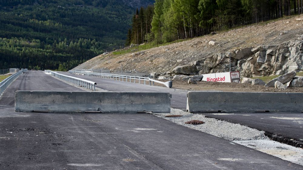 Deler av nye E6 ut midt i Gudbrandsdalen er bygget ut, nå ser vegvesenet og Nye veier på muligheter for å redusere kostnadene i resten av utbyggingen.