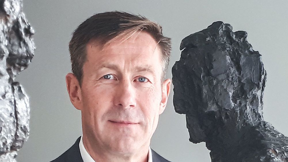Phonect-sjef Torbjørn Hulbak har fått 10.000 mobilkunder på ni måneder og forventer 8000 til før årsskiftet.