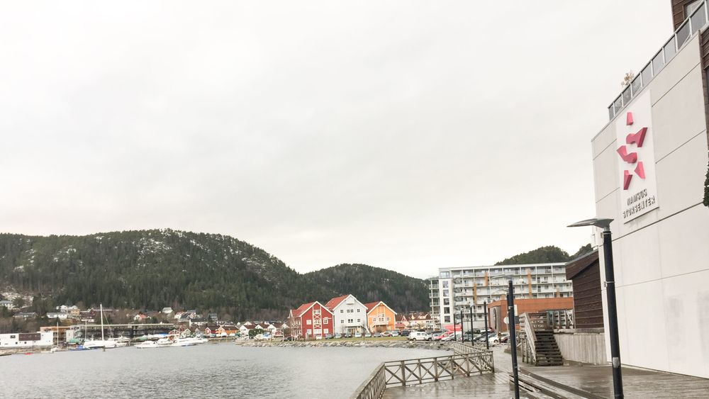 Ett av målene for kjøreturen, Namsos sentrum. Fra Oslo og hit stoppet strømmingen kun på toppen av Dovrefjell.