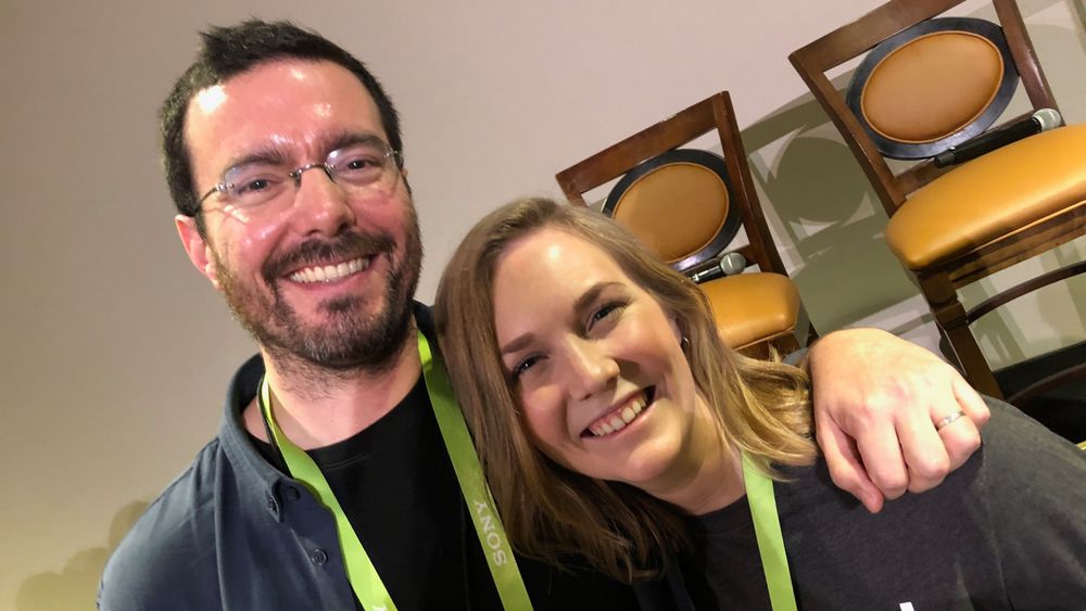 Julio Terra er "Director of outreach" i Kickstarter. Han skryter uhemmet av Wiral og Emilie Aabakken: - Det er bare en promille av prosjektene som har slik suksess.