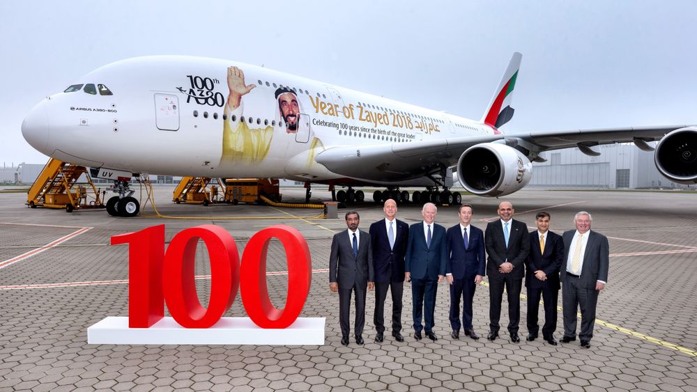 Emirates mottok sin A380 nummer hundre i november. Dette flyets dekor hedrer at det er hundre år siden HH Sheikh Zayed bin Sultan Al Nahyan, grunnleggeren av De forente arabiske emirater, ble født.
