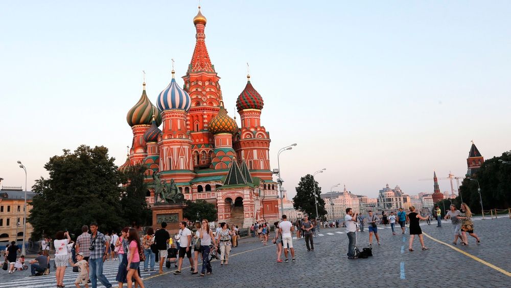 NYE BESKYLDNINGER OM HACKING FRA KREML: Nederlandske spioner skal ha overvåket russiske hackere gjennom flere år, og fôret sine amerikanske kolleger med opplysninger om hva hackerne holdt på med. Den russiske presidenten Vladimir Putin har kategorisk avvist at Russland er involvert i hacking.
