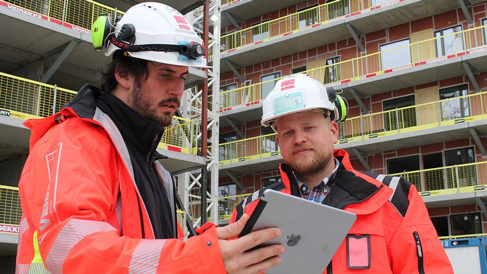 Anleggsleder Rolv Einar Lindseth (t.h.) og BIM-koordinator Johan Selmar.