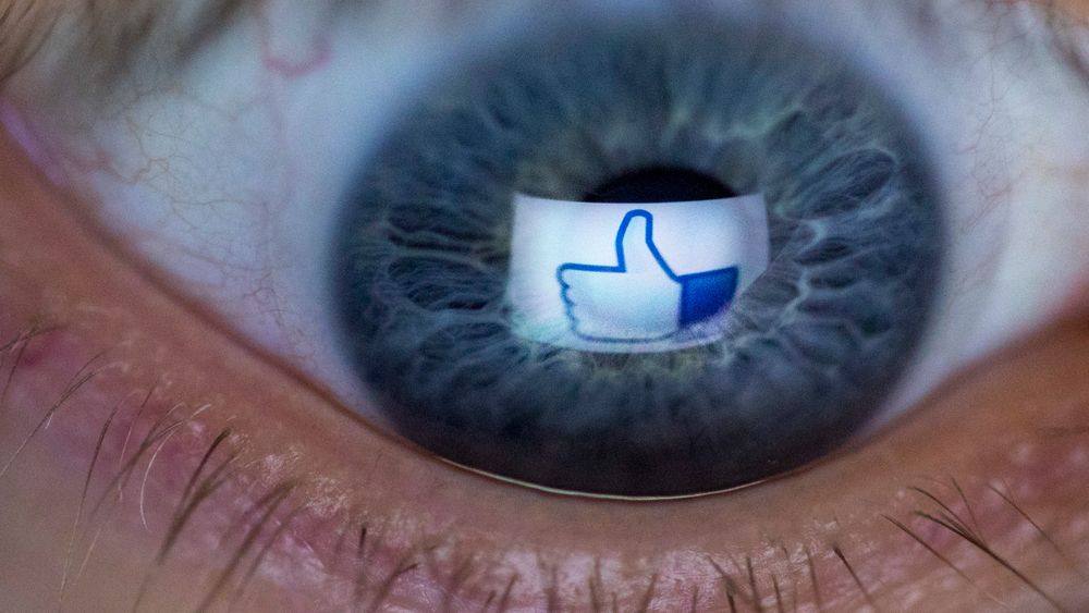 Onsdag ble det kjent at opptil 87 millioner Facebook-brukere, langt flere enn tidligere antatt, kan ha blitt berørt av Cambridge Analytica-skandalen. Illustrasjonsbilde.