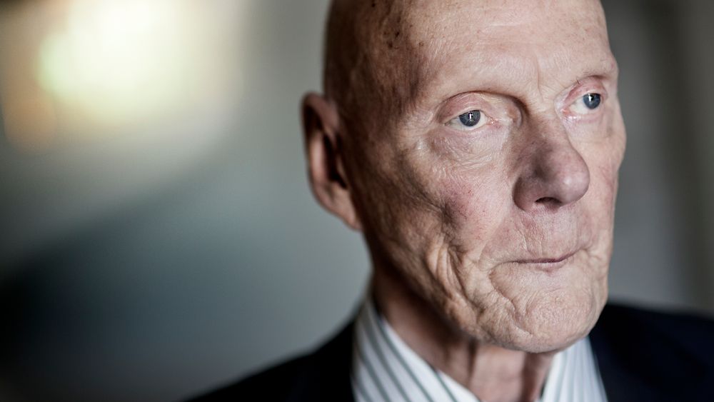 Kavliprisen er tre forskningspriser som deles ut årlig siden 2008. Priosfondet ble opprettet av Fred Kavli (1927-2013).