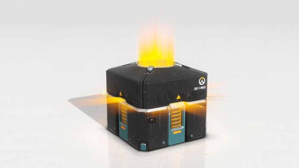 Loot boxes har ulikt utseende, og har ulikt innhold fra spill til spill. Her en loot box fra spillet Overwatch.