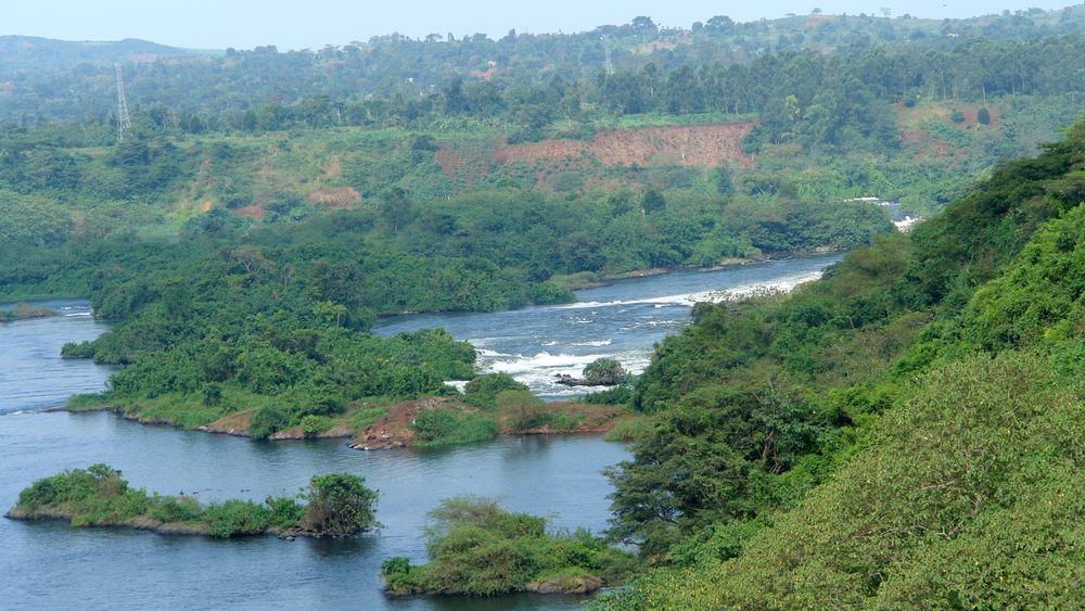 Kraftverket Bujagali ligger ved byen Jinja, der Nilen renner ut fra Victoriasjøen sentralt i landet. Bildet viser området rundt Bujagali Falls. 