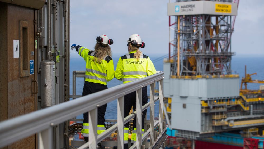 Arbeidsledigheten i Rogaland har falt 26 prosent det siste året. Nå er det mangel på oljearbeidere i landet.