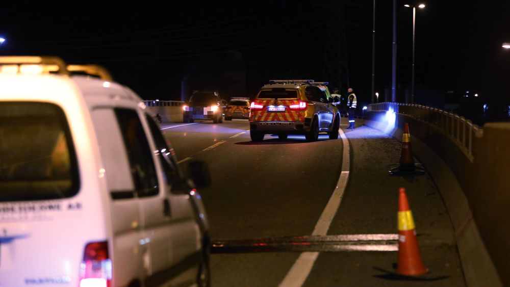 Den alvorlige trafikkulykken skjedde på riksvei 159 ved Dynea torsdag kveld. 