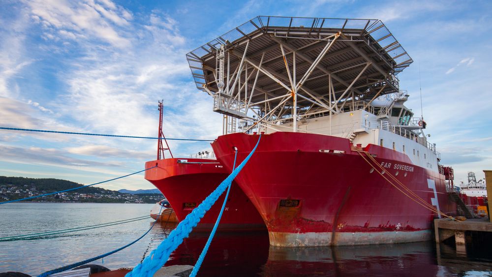 Norges største offshorerederi endrer navn til Solstad Offshore ASA og dropper Farstad fra selskapsnavnet.