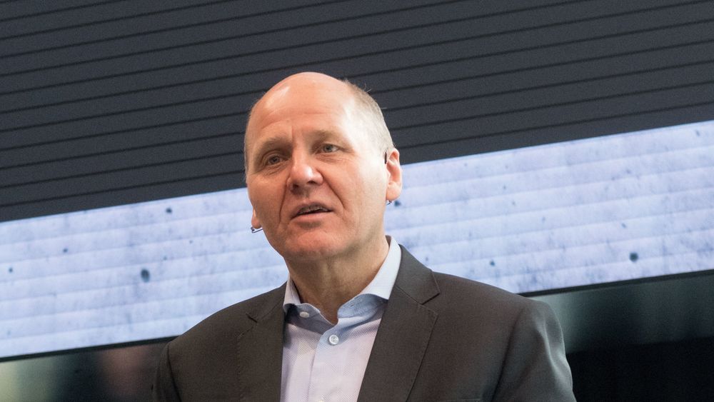 Telenor-sjef Sigve Brekke håper på et mer fusjonsvennlig klima i EU i kjølvannet av EU-kommisjonens siste avgjørelse.