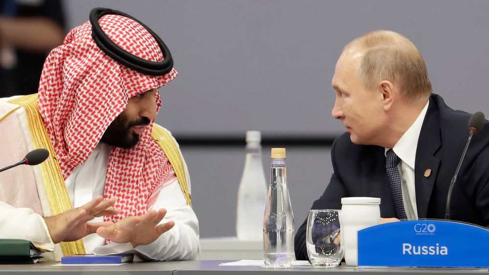 At Saudi Arabia og Russland er blitt enige om å forlenge avtalen om kutt i oljeproduksjonen, har bidratt til å løfte oljeprisen mer enn fem prosent.