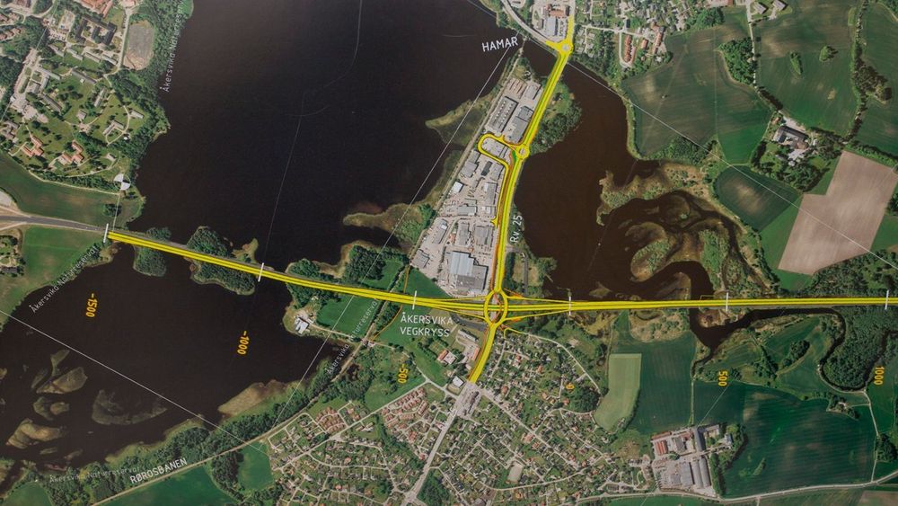 Vegvesenet ønsker flere smalere firefelts motorveier. Illustrasjonsfoto av E6 forbi Hamar.