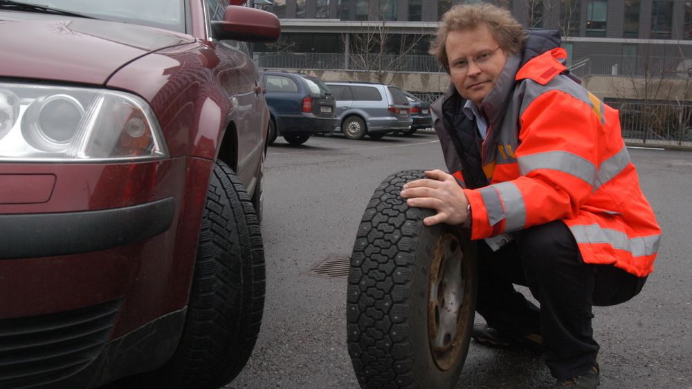 Pål Rosland, sjefingeniør i Vegdirektoratet, opplever at flere "pigger av" i byområdene i Norge