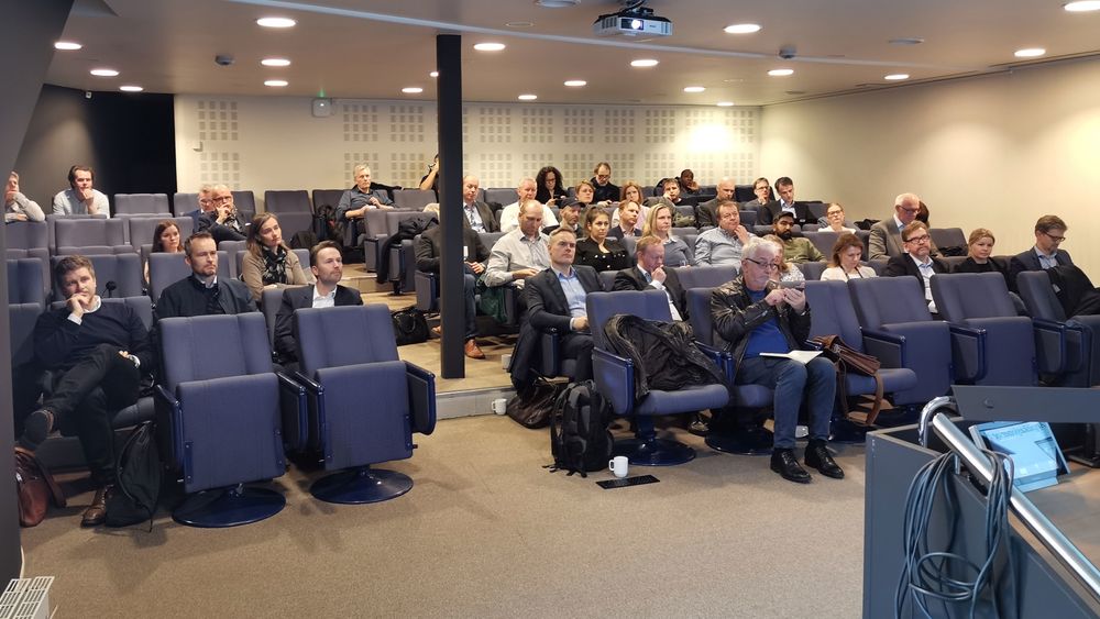 Nasjonal kommunikasjonsmyndighet samlet deler av norsk telebransje i Oslo fredag 29. mars for å drøfte regulering av tingenes Internett.