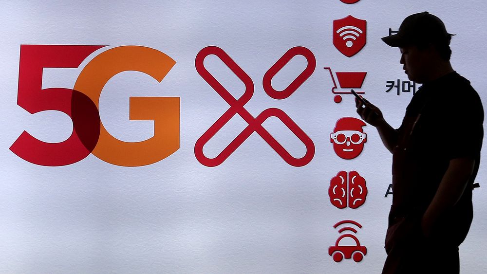 Sør-Korea har slått på 5G-nettet i landet to dager før planen, og er dermed første land i verden som tilbyr det superraske mobilnettet.