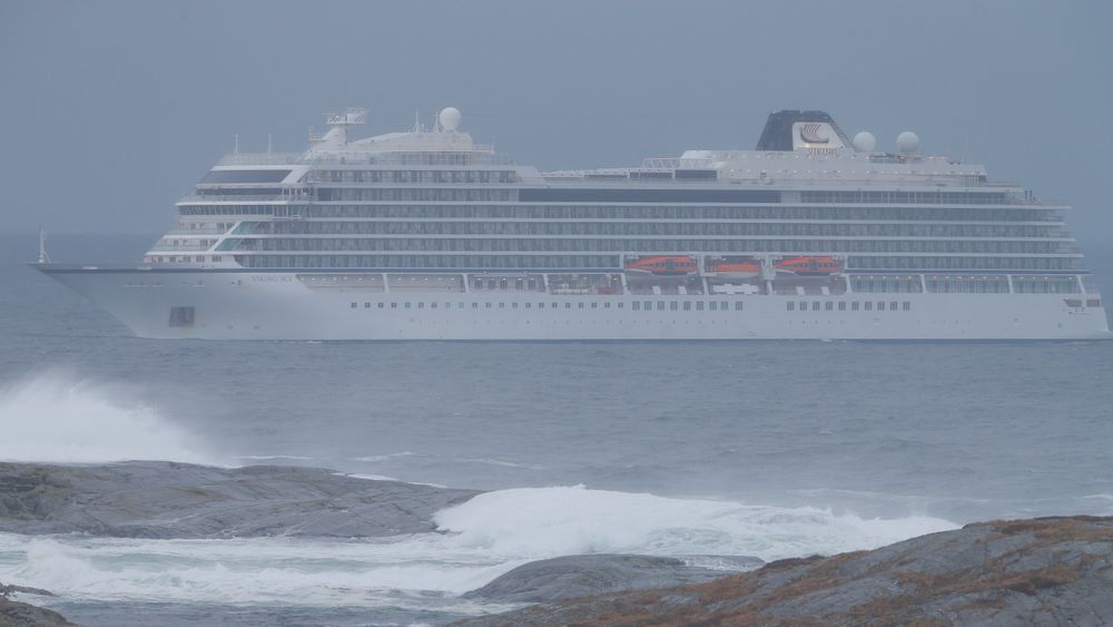 Det kunne gått veldig galt for Viking Sky i Hustadvika. En utstyrsleverandør med erfaring fra shipping og offshore mener cruiseskip bør pålegges å ha nødslepeutstyr. 