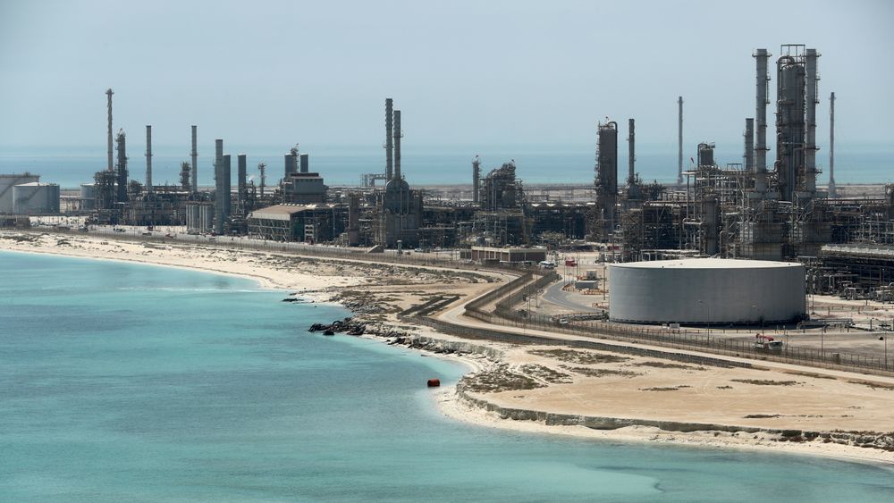 Illustrasjonsfoto av Saudi Aramcos oljeraffineri i Saudi Arabia tatt i mai 2018. Det er uklart hvem som er rammet av den mystiske Triton-skadevaren.