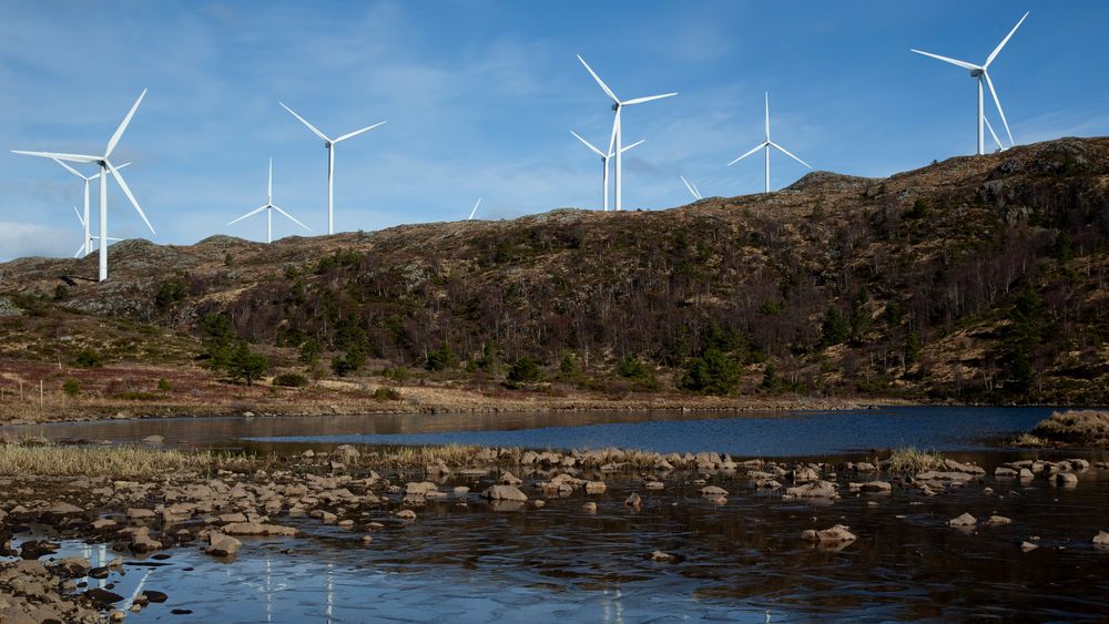 Sakens kjerne er hvorvidt klimaeffekten fra landbasert vindkraft, i form av fornybar energi, er verdt betydelige kostnader i form av naturinngrep.