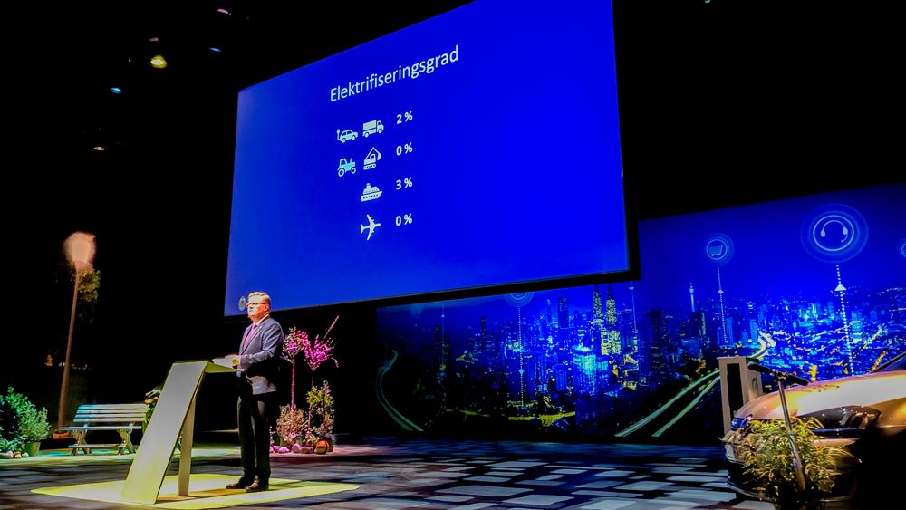 Ordfører Harald Furre (H) i Kristiansand presenterte elektrifiseringsgraden av transportsektoren i Kristiansand kommune under Agder Energi-konferansen 2019