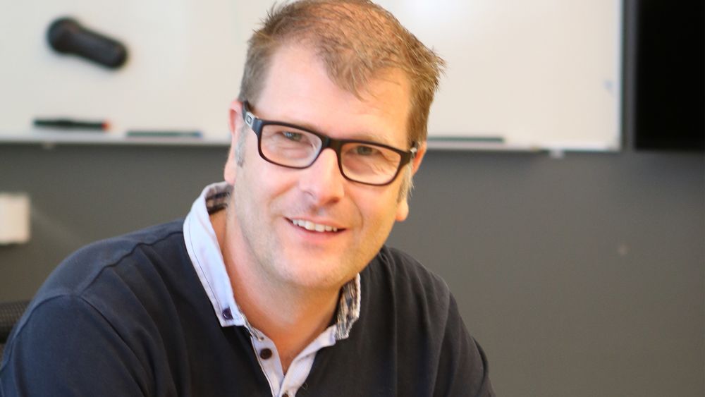 Jan Harry Svendsen er Informasjonssjef i Autoriserte Trafikkskolers Landsforbund