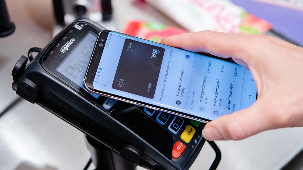 DNB-kunder med Android-enhet kan nå bruke enheten og Google Pay til å betale kontaktløst.