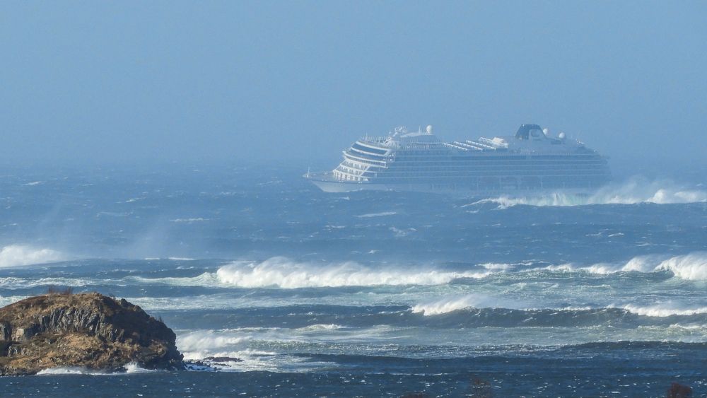 Cruiseskipet Viking Sky var nær ved å forulykke etter motorhavariet på havstrekningen Hustadvika i Møre og Romsdal i mars i år.