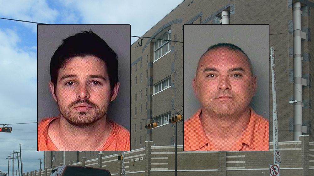 Justin Wynn (fra v.) og kollega Gary Demercurio ble onsdag arrestert for innbrudd i domstolen, mens de var på betalt oppdrag for å bryte seg inn. Bilde av Dallas County Jail i bakgrunnen.