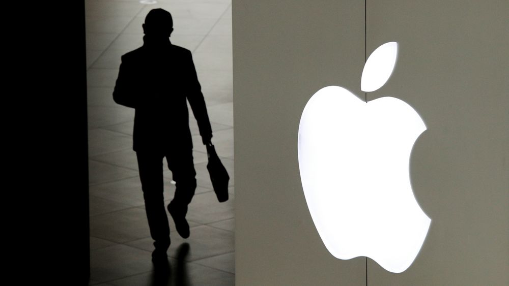 Den amerikanske IT-giganten Apple kjemper med nebb og klør mot et skattekrav fra EU på 13 milliarder euro.