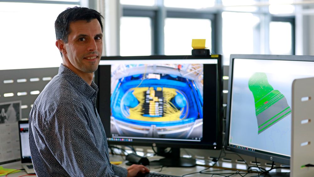 Cedric Fayemendy er geofysiker i Equinor og har ansvar for overvåkingen av reservoaret til Johan Sverdrup.