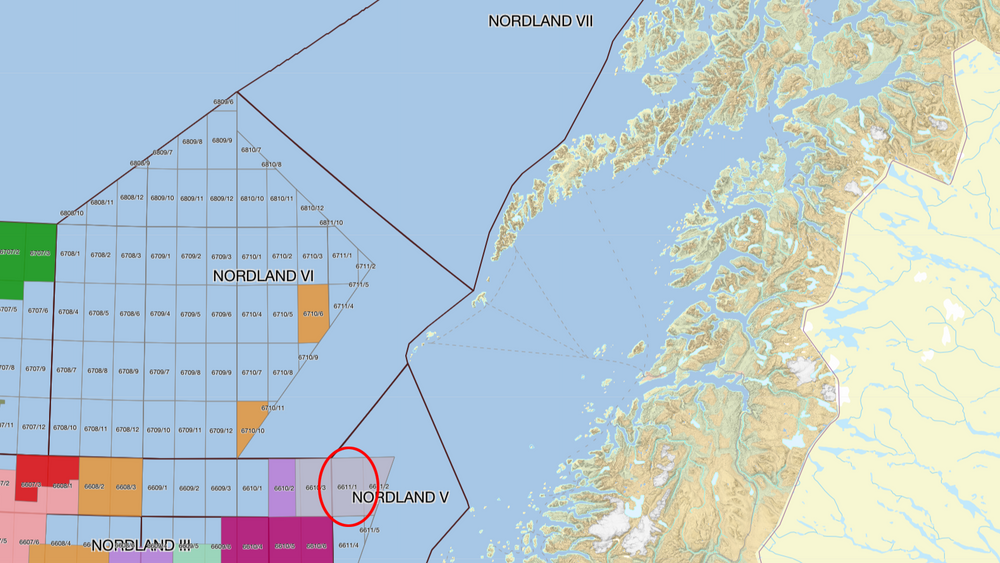 6611/1-blokken (rød ring), der Toutatis-brønnen skal bores, ligger ved inngangen til Vestfjorden I Lofoten.