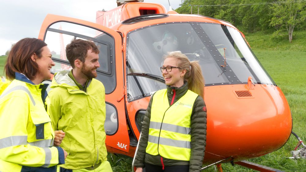 Kari Charlotte Sellgren fra Nye Veier, Craig Christensen og Guro Huun Skurdal fra Emerald Geomodelling hadde høye forventninger før testflygningen startet i Stjørdal.