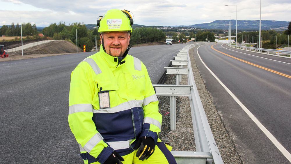 Bak Nye Veiers prosjektdirektør, Øyvind Moshagen, strekker den nye E6-strekningen seg fra Stange mot Kåterud i retning Hamar.