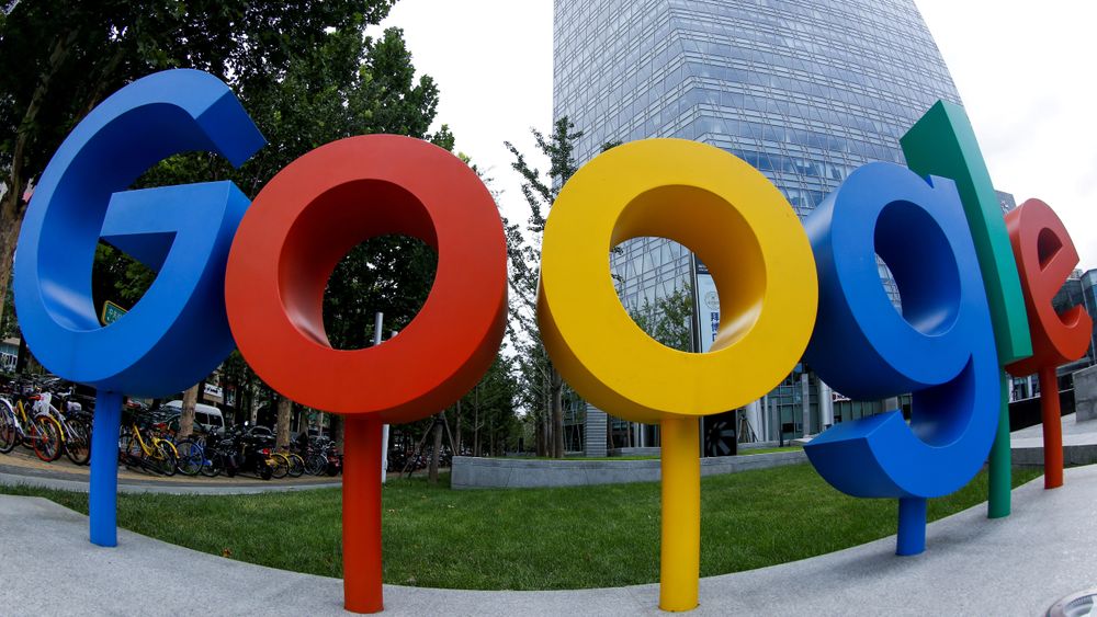 Googles morselskap, Alphabet, har nådd en markedsverdi på over én billion dollar. 