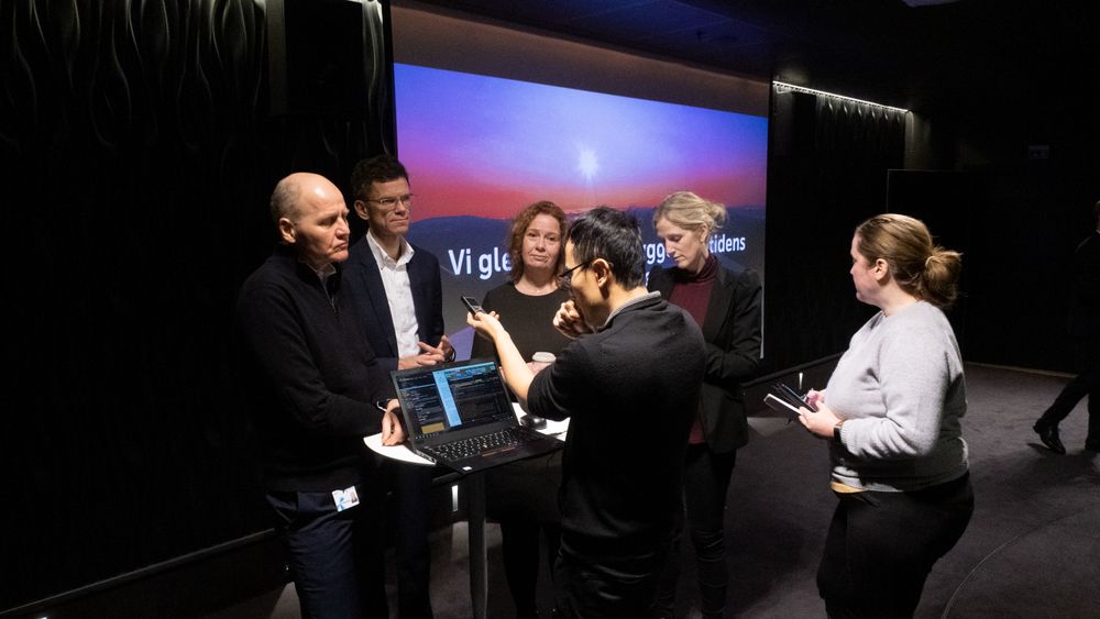 Sigve Brekke , Petter Børre Furberg og Ingeborg Øfsthus på pressekonferansen 15. desember 2019, der det ble kunngjort at Ericsson skal levere radiodelen av mobilnettet til Telenor Norge.