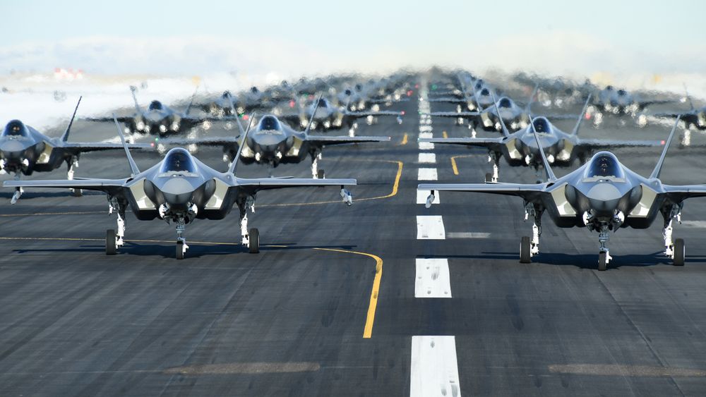 Hele 52 F-35A er samlet på rullenbanen på flybasen Hill i forbindelse med «Combat Power Exercise».