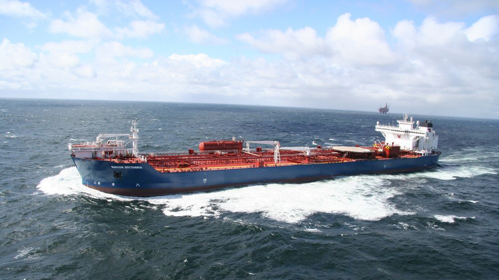 I 2018 ble oljetankeren Navion Brittannia strandet i India. Miljødirektoratet tror Teekay Shipping solgte skipet til ulovlig opphogging og har anmeldt rederiet.
