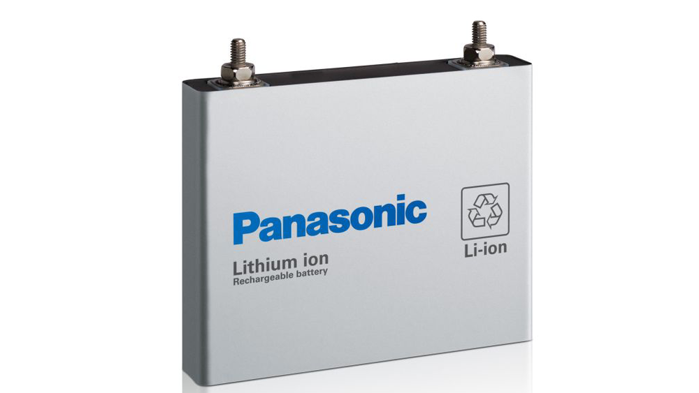 En prismatisk battericelle Panasonic allerede produserer. Lignende celler skal lages sammen med Toyota for bruk i elbiler.