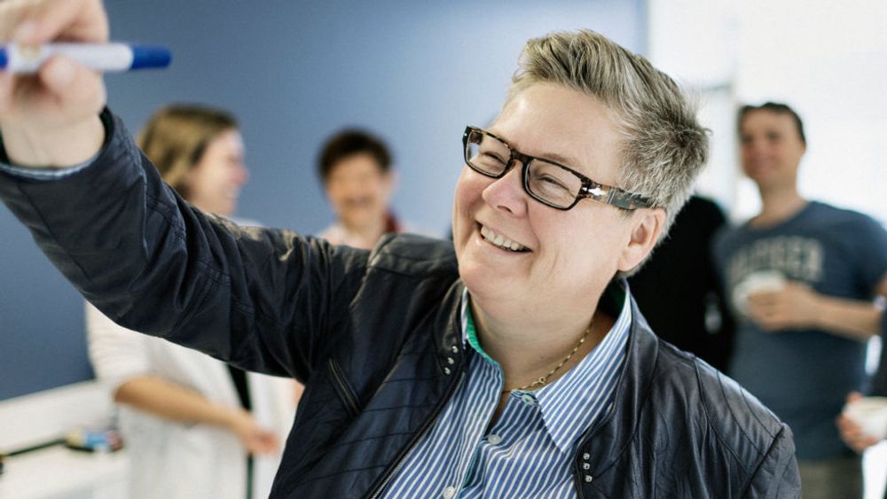 God steam i team: Kristin Wulff er rådgiver og fasilitator i konsulentselskapet Kantega. Nå tar hun en næringsrettet doktorgrad i innovasjon, i samarbeid med forskerne i A-team. Kantega er også en av partnerne prosjektet.