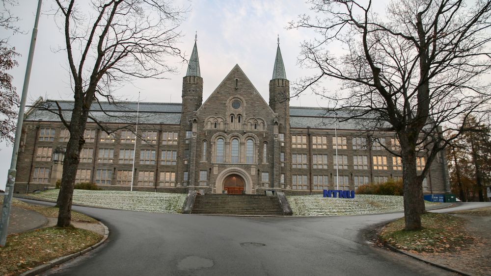 Forskere ved NTNU mener de har funnet flere eksisterende medisiner som kan hjelpe mot Koronaviruset.