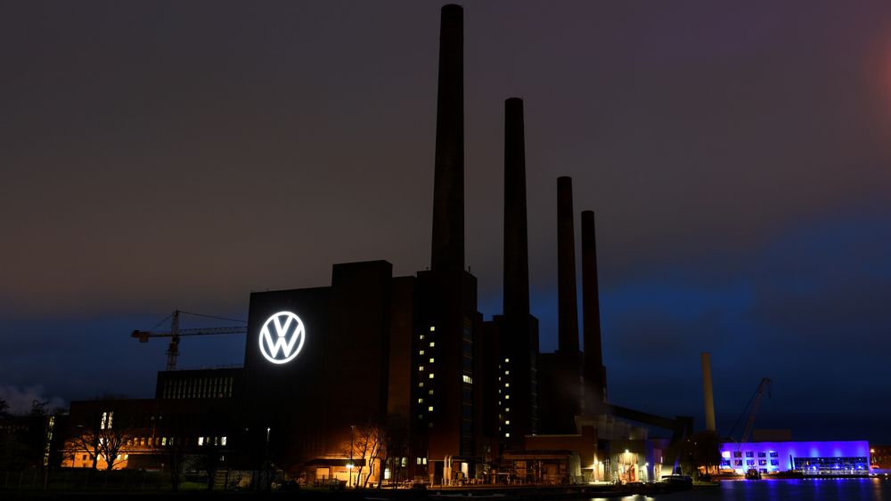 Kraftstasjonen ved Volkswagens fabrikk i Wolfsburg etter at produksjonen ble stengt ned forrige uke.