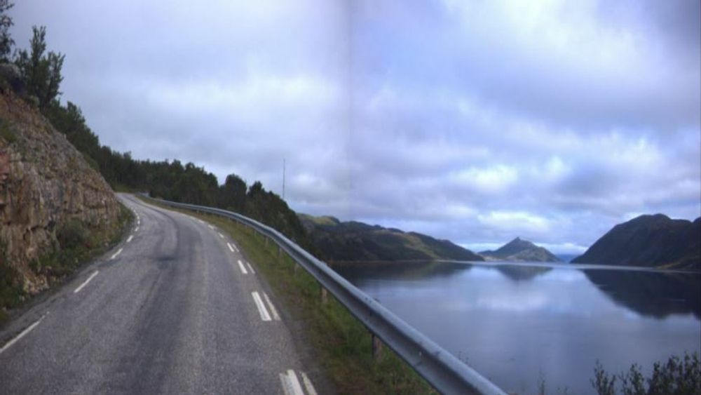 Fylkesvei 98 fra strekningen Tarmfjordvika-Smalfjordbotn