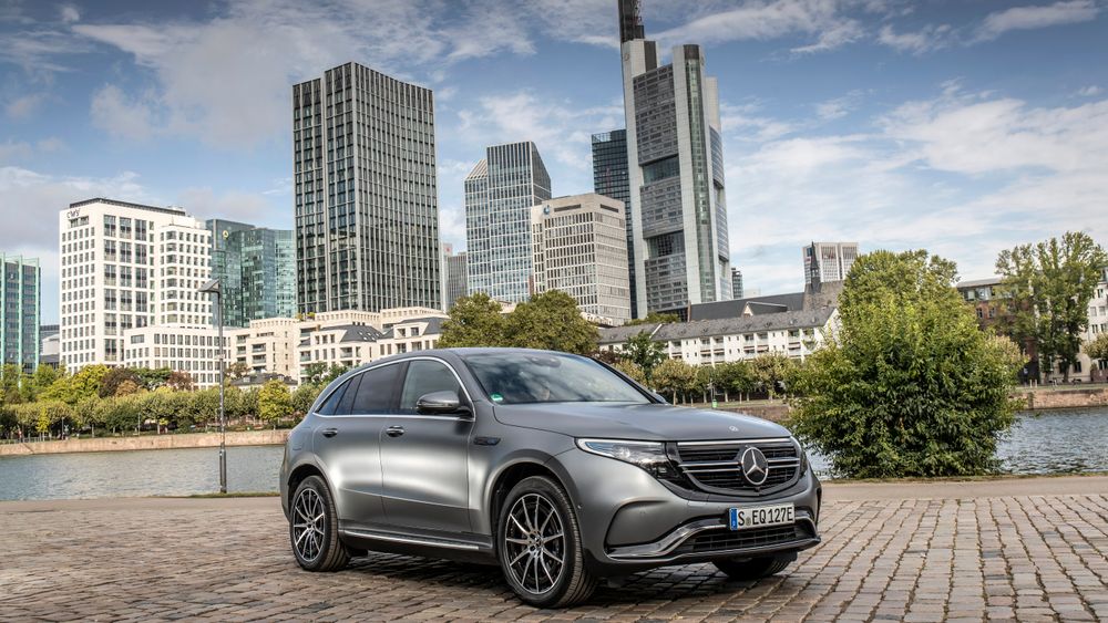 Tyskland og Frankrike har i det siste innført generøse kjøpstilskudd for mange elbiler. Mercedes EQC er imidlertid for dyr til å få den høyeste støtten.