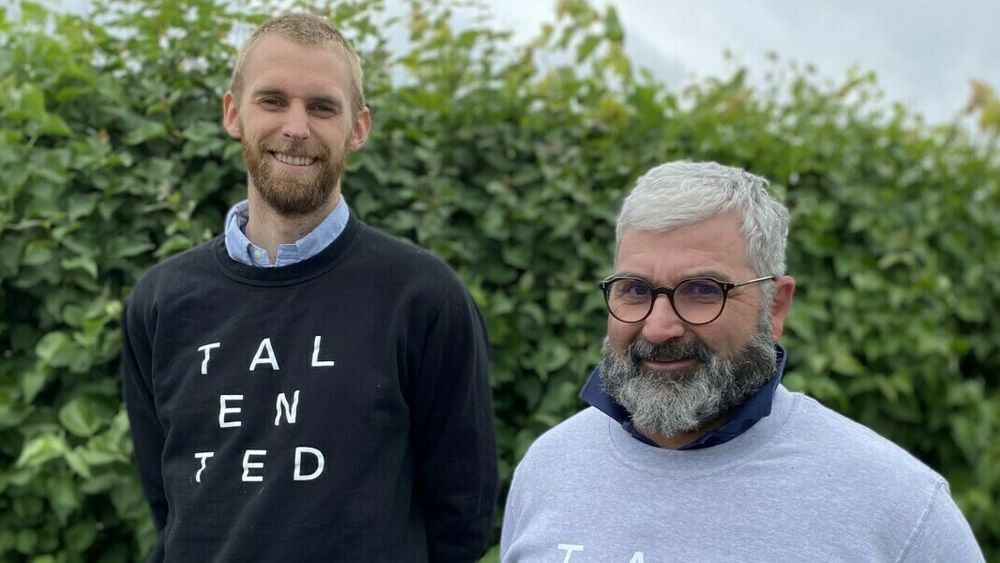 Administrerende direktør i Flexify,Thorvald Thorsnes sammen med administrerende direktør i Talented, Svein Sørensen.