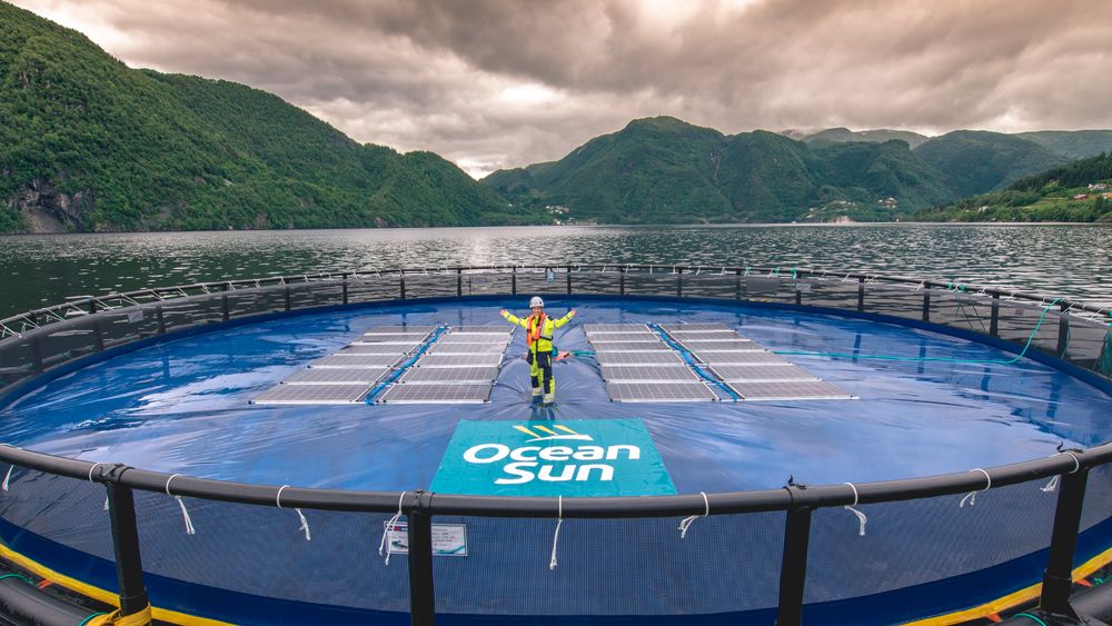 Statkraft vil bygge flytende solkraft i Albania. Her fra et av Ocean Sun sine testanlegg Sørfjorden ved Osterøy.