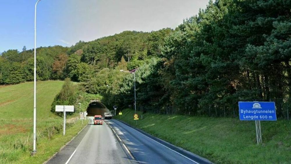 Byhaugtunnelen er en 638 meter lang tunnel ved Stavanger i Rogaland. Den ble åpnet i 1987.