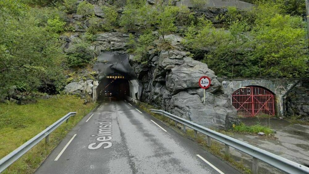 Østre portal av Seimsdalstunnelen. 